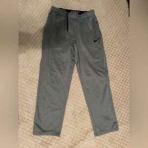 Nike gray sweatpants. Size large. Good condition